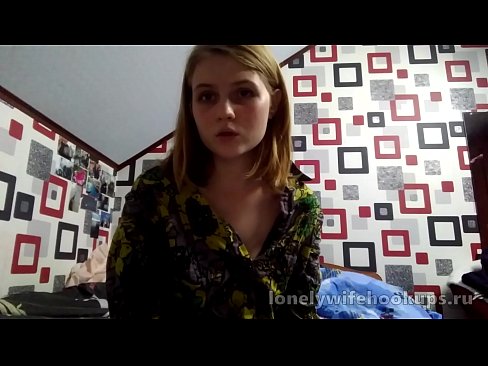 ❤️ 来自俄罗斯的年轻金发碧眼的学生喜欢更大的阴茎。 ❤❌ Beautiful porn❌❤